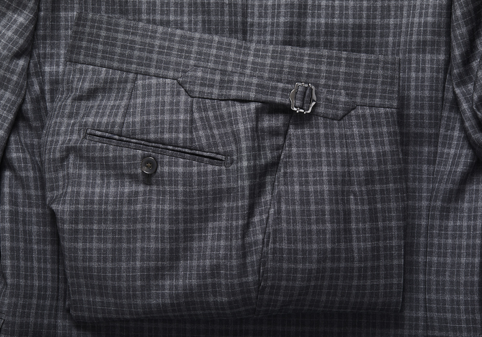 Grey_Plaid_Suit_109